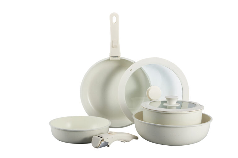 Набори посуду